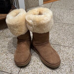 UGG Tan Shearling Winter Boots